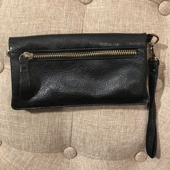 Kenneth Cole Wristlet - Picture 2 of 4